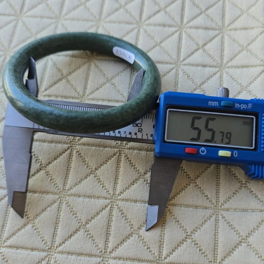 Vintage Dark Green Jade Bangle Bracelet – 55.8 mm Inner Diameter, 41.5 g